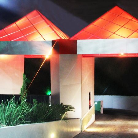 Dom Suites Motel (Adults Only) Salvador Ngoại thất bức ảnh