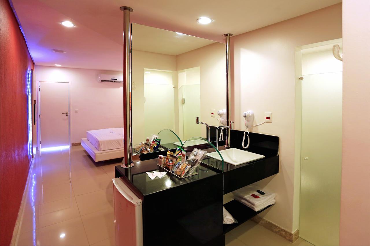 Dom Suites Motel (Adults Only) Salvador Ngoại thất bức ảnh